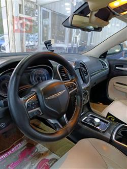 Chrysler 300
